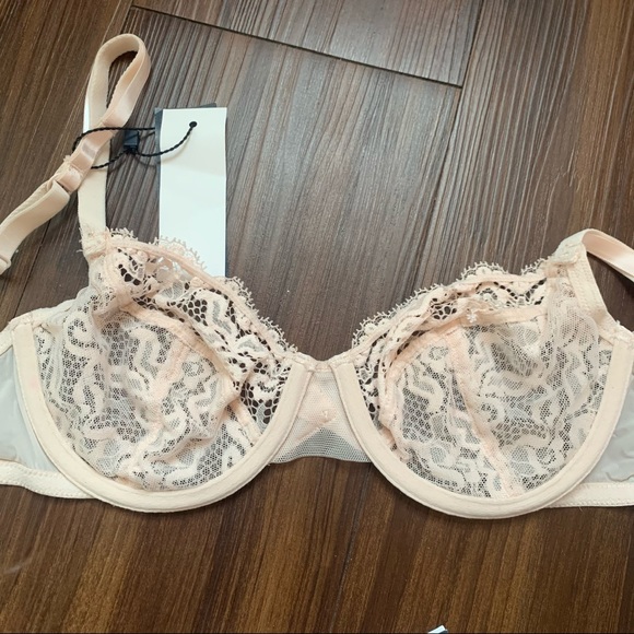 LOU Lace Bra and Underwear Set in Light Pink NWT - Picture 5 of 8